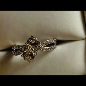 Cubic zirconia ring and pendant set